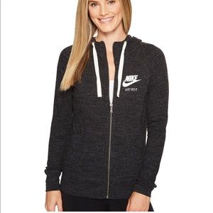 New Nike vintage zip up hoodie